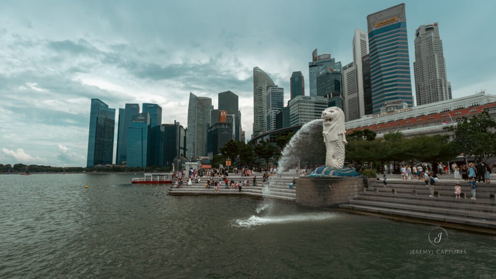 Merlion and the Marina Bay skyline